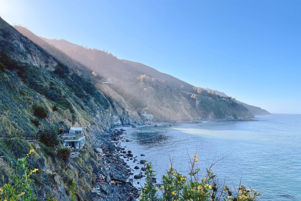 US art venture retreats 2025