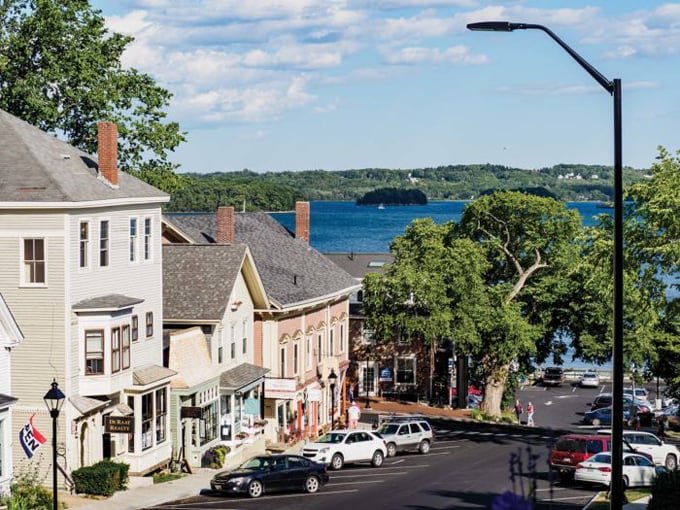 peaceful New England beach towns