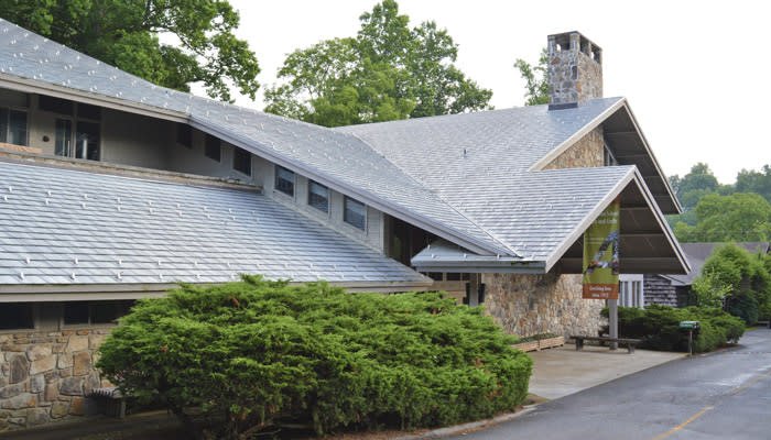 US art venture retreats 2025