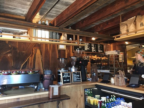 Vintage Cinemas and Diners in Woodstock